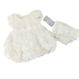 NWT Nannette Baby Dress and Bloomers White Floral Applique Size 0-3 months